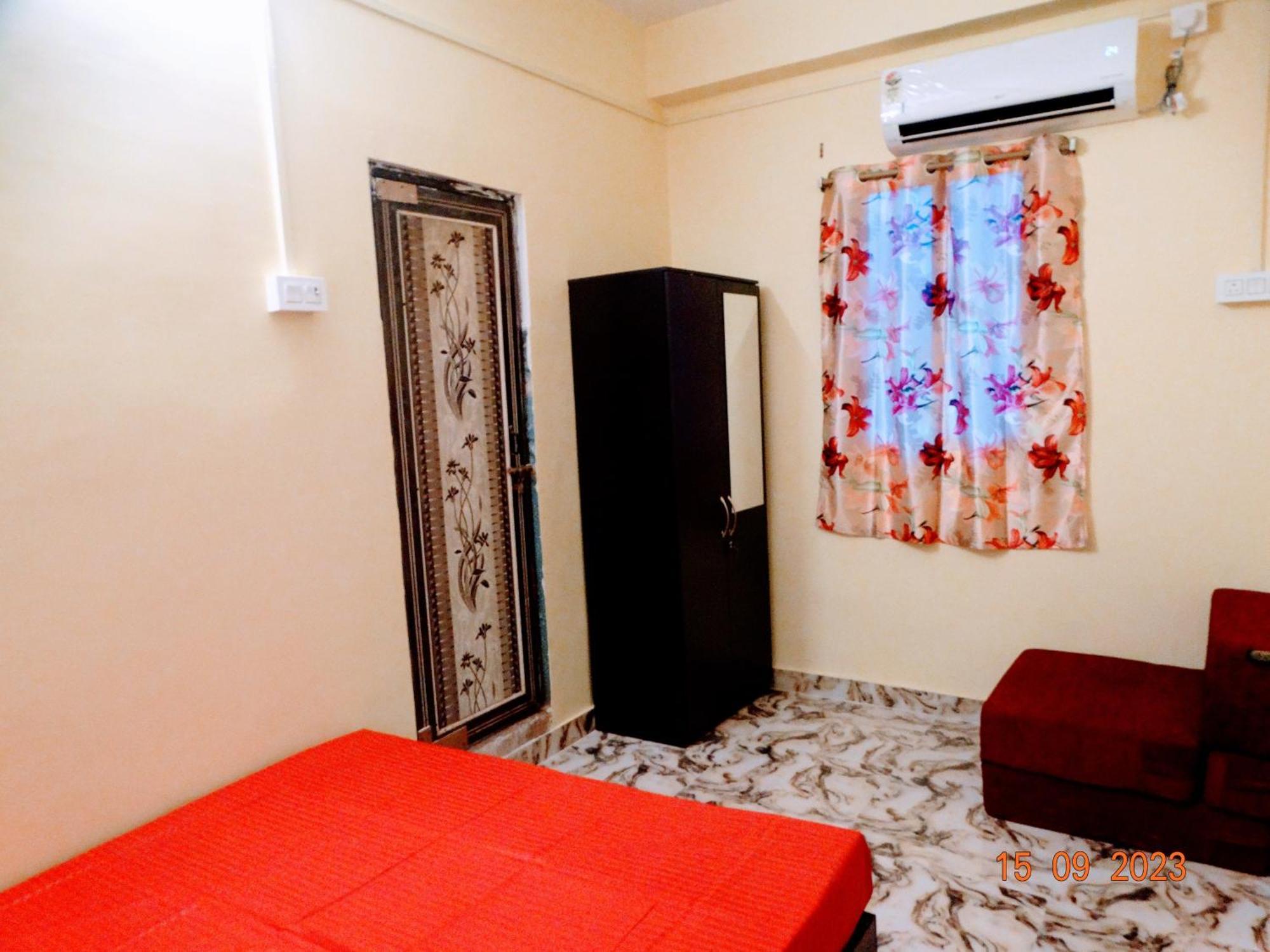 Shree Ram Sia Hotel An Unit Of Shree Ram Sia Trading And Residency Gaya Exterior foto